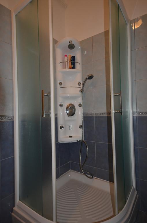 Apartment Porto Baross Rijeka Kamer foto