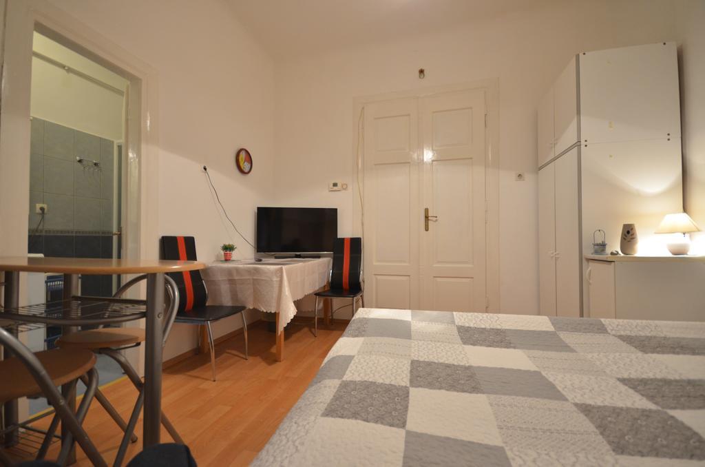 Apartment Porto Baross Rijeka Kamer foto