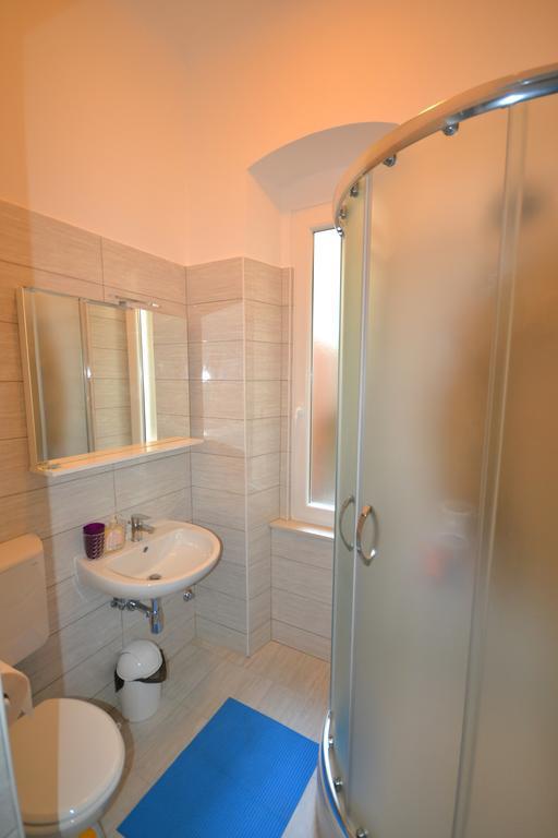 Apartment Porto Baross Rijeka Buitenkant foto